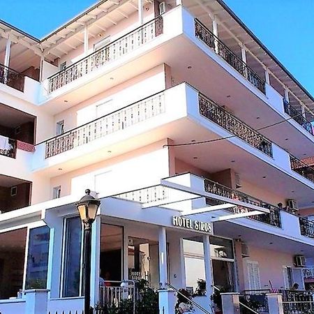 Siros Hotel Leptokaryá Eksteriør billede