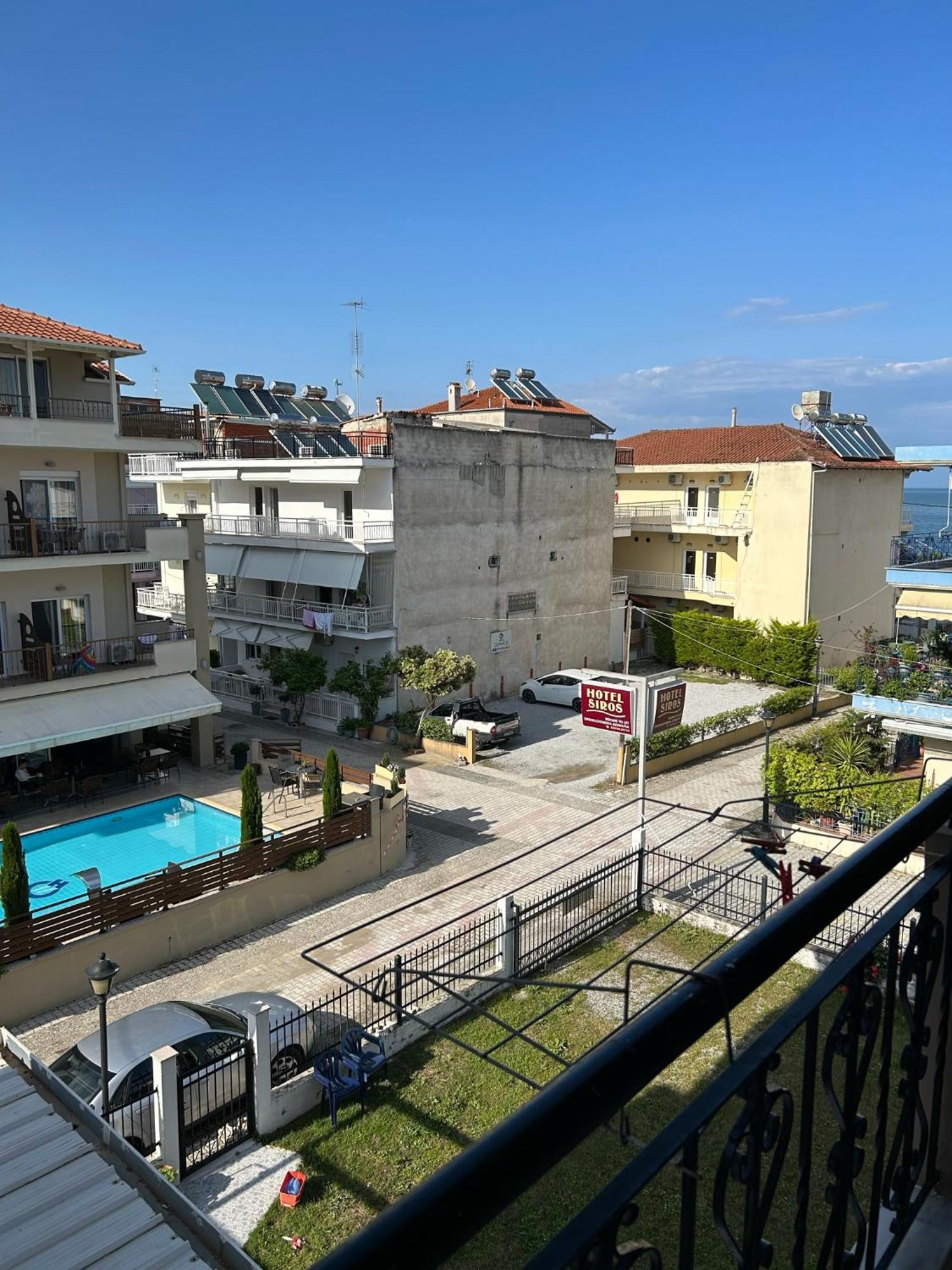 Siros Hotel Leptokaryá Eksteriør billede
